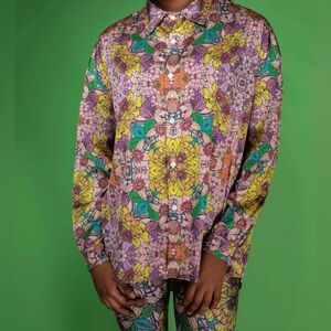 Nuvula Multicolor Duchess Satin Boho‎ Floral Kaleidoscopic Button Down Shirt
